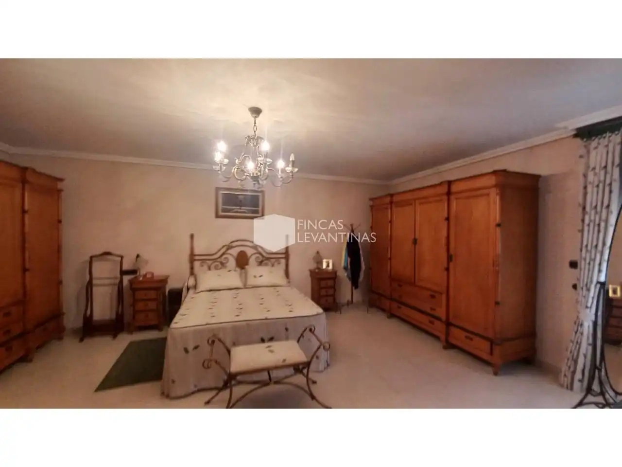 Casa o xalet en venda en San Vicente del Raspeig / Sant Vicent del Raspeig amb Aire condicionat, Jardí privat i Terrassa