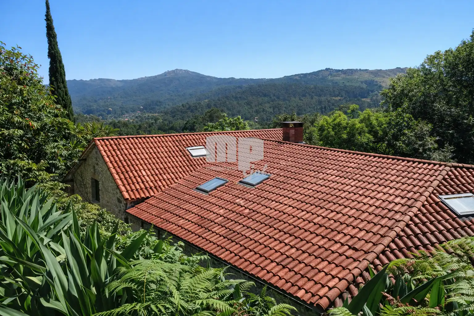 Vista exterior de Finca rústica en venda en Gondomar amb Calefacció, Jardí privat i Terrassa