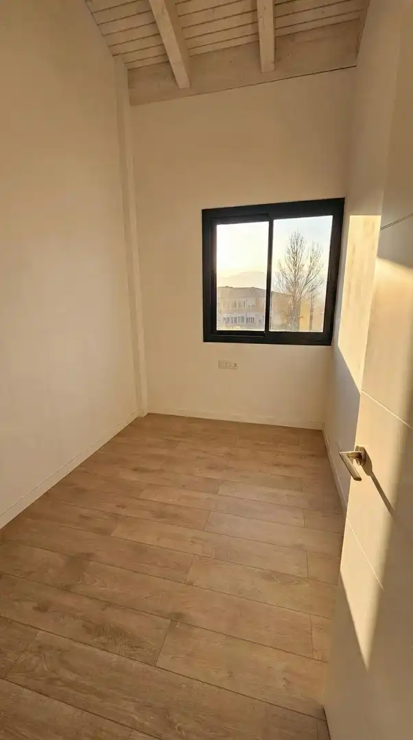 Habitación de Casa adosada en venta en Hostalric con Aire acondicionado, Calefacción y Jardín privado