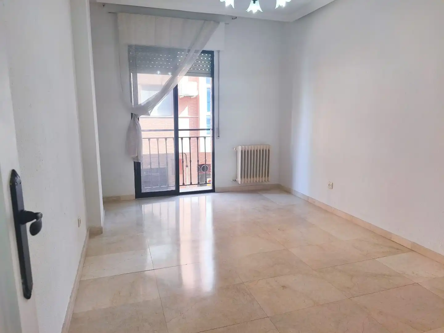 Apartament amb terrassa en venda a Calle Compás de Santo Domingo, imagen 3
