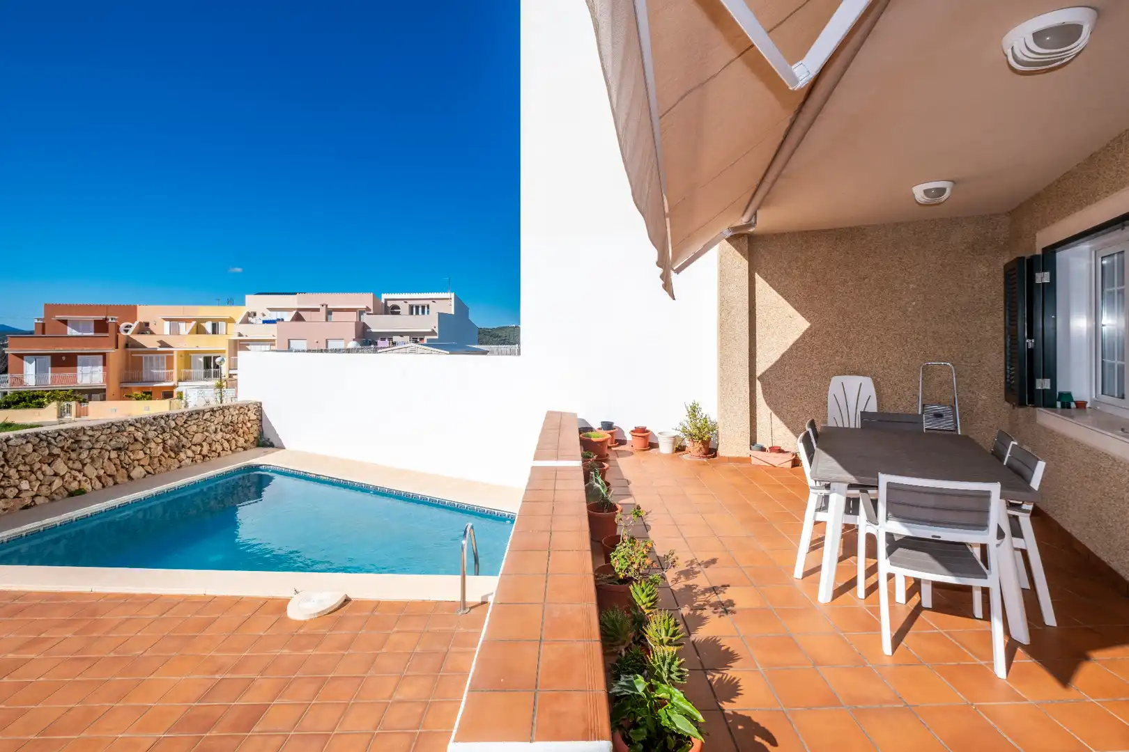 Piscina de Casa adosada en venda en Maó - Mahón amb Calefacció, Parquet i Terrassa
