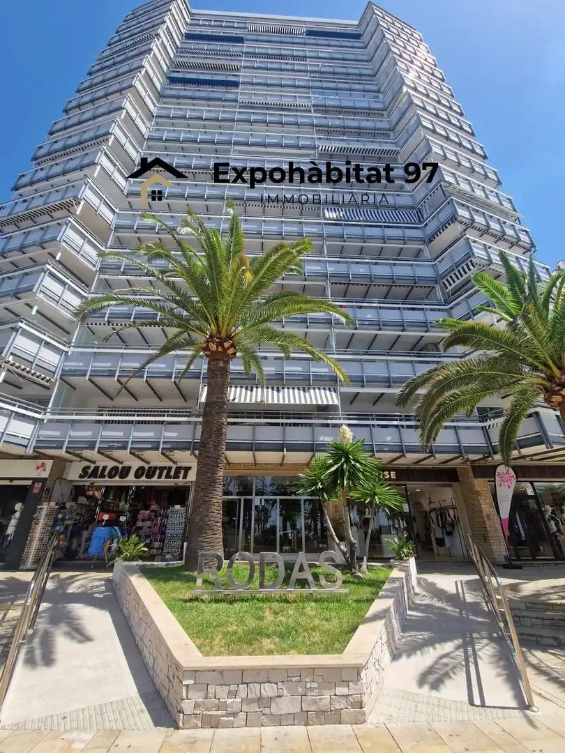 Exterior view of Apartments for sale in Salou  with Air Conditioner, Terrace and Furnished