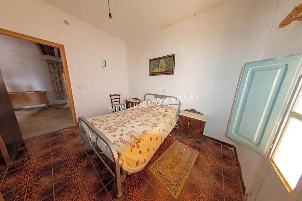 Country homes for sale in centro, Arboleas