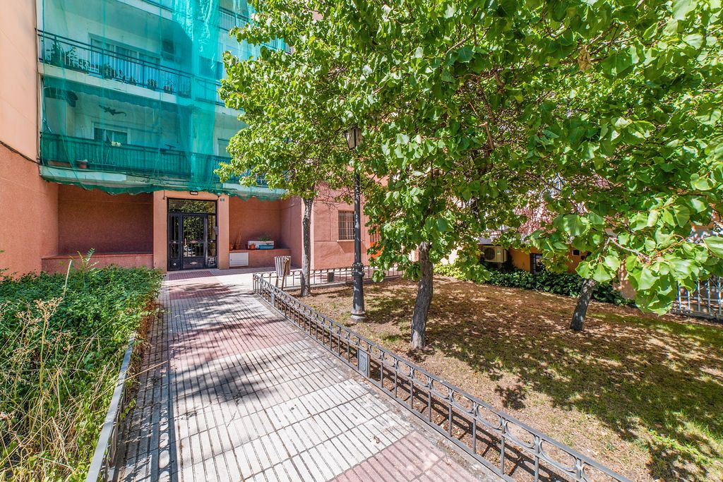 Vista exterior de Pis en venda en Alcorcón