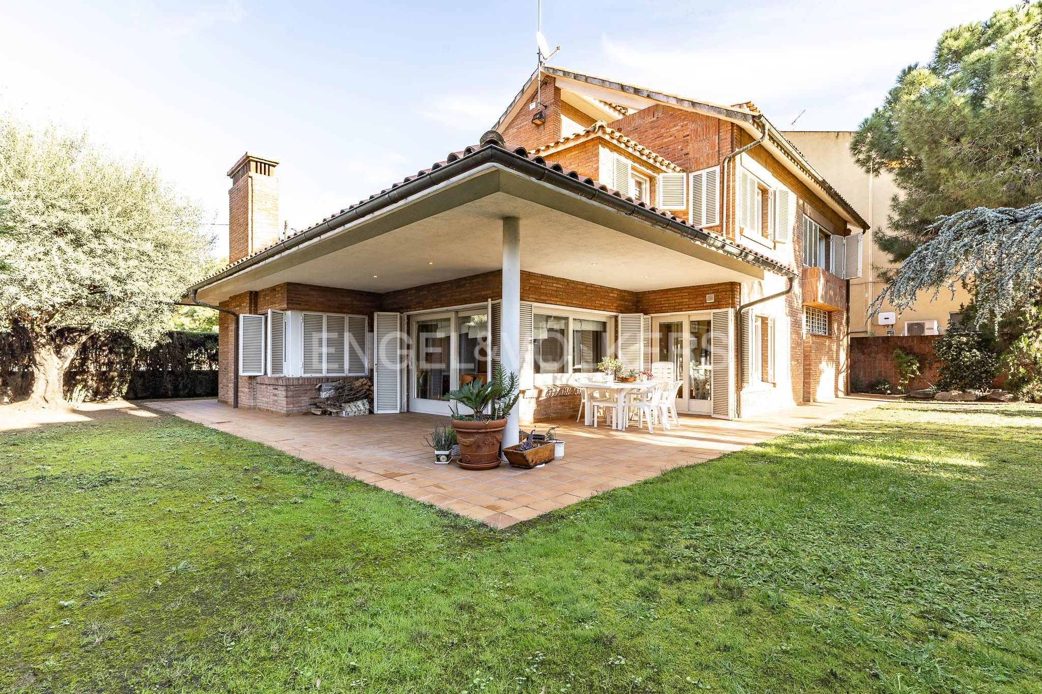 Garden of House or chalet for sale in Montcada i Reixac  with Air Conditioner, Heating and Private garden