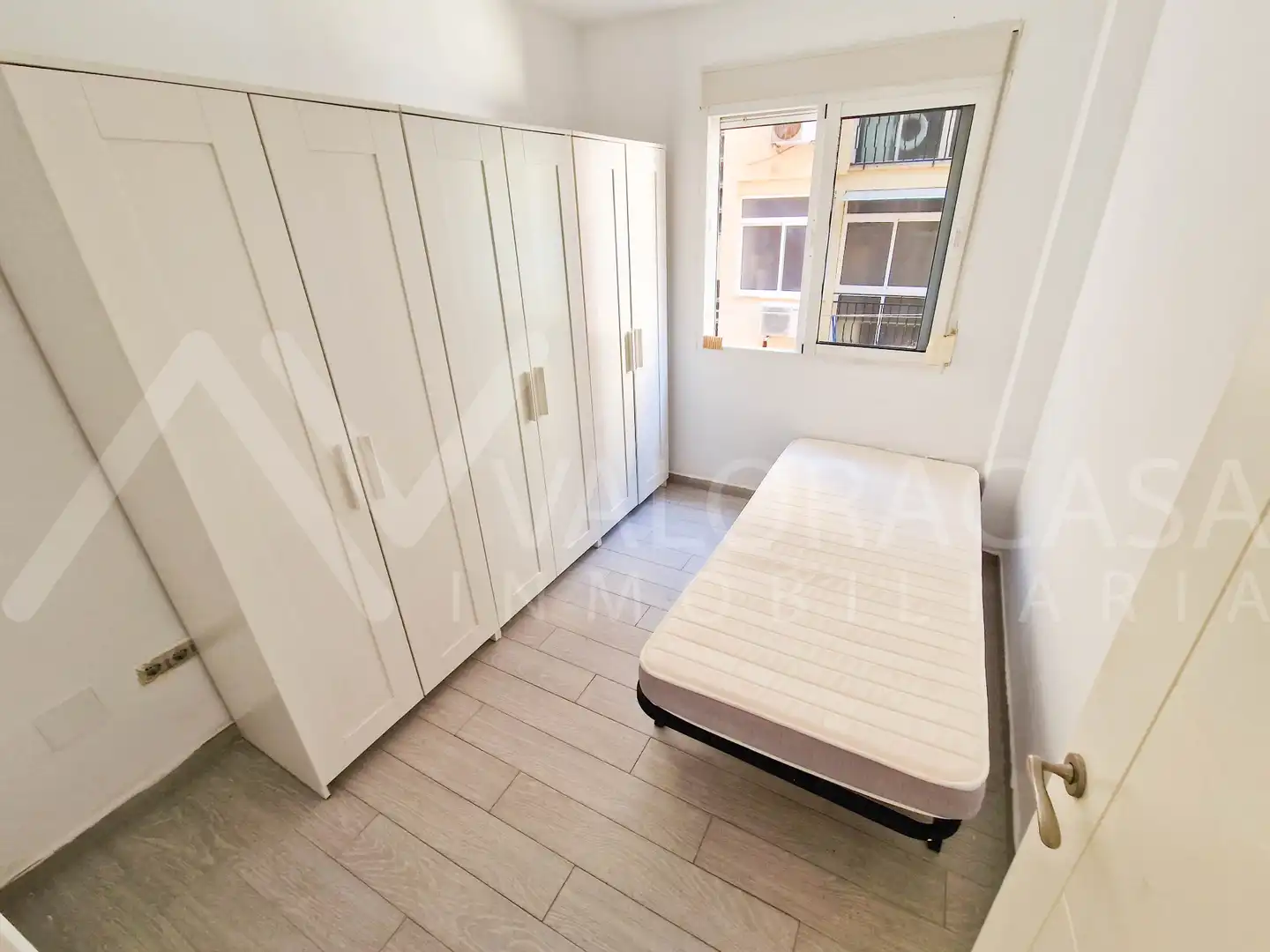 Habitación de Piso en venta en Málaga con Aire acondicionado y Amueblado