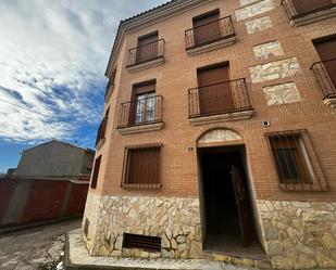 Exterior view of Building for sale in Villatobas
