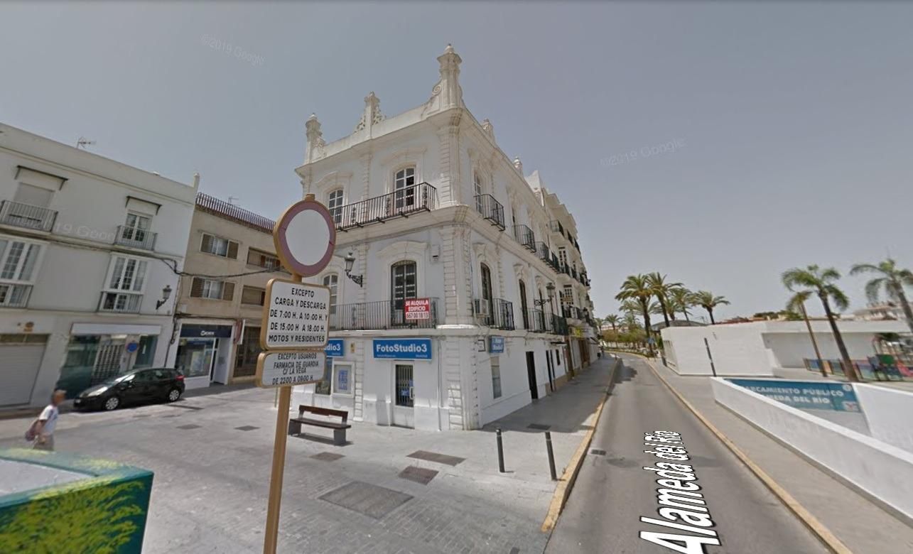 Vista exterior de Piso en venta en Chiclana de la Frontera con Balcón