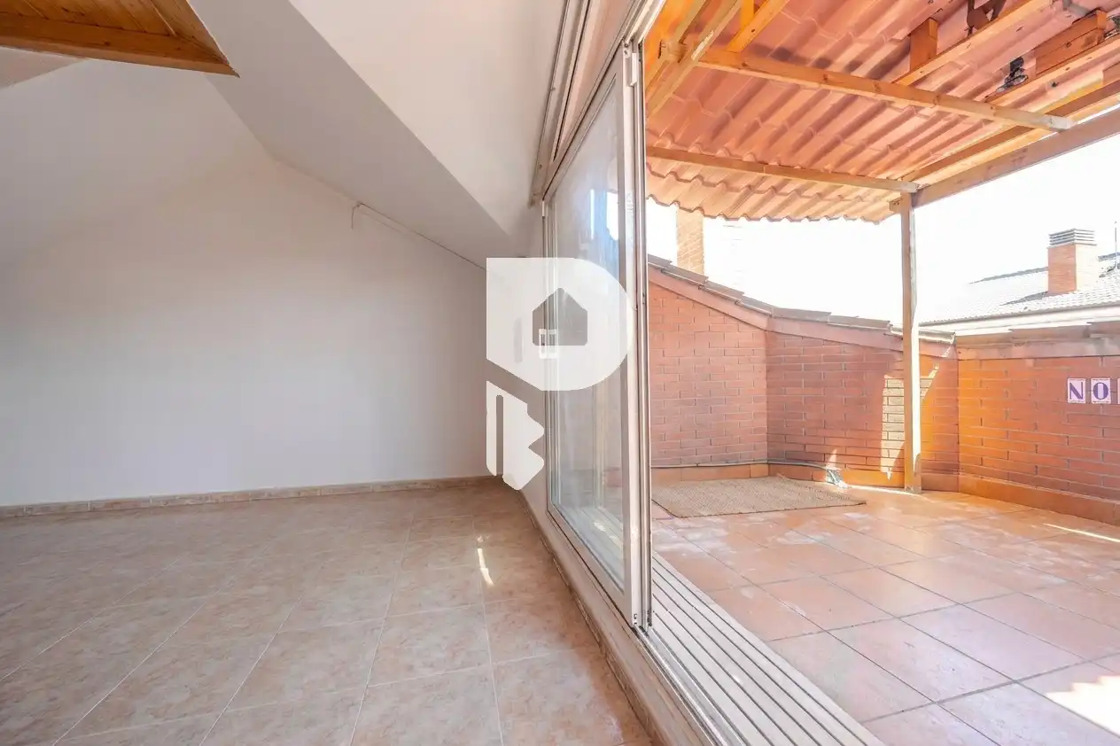 Terraza de Casa adosada en venta en Sant Vicenç Dels Horts con Aire acondicionado, Calefacción y Terraza