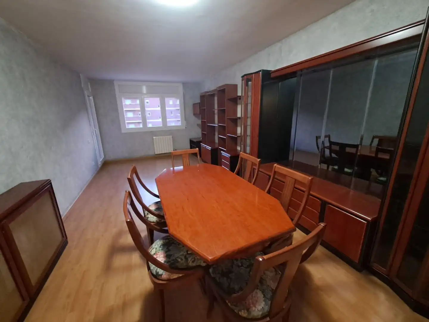Piso de alquiler en Ponent - Set Camins