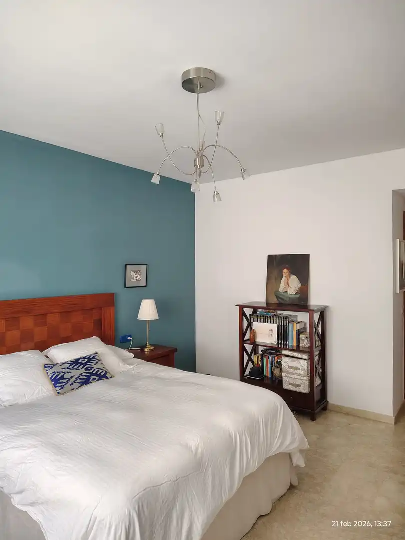 Dormitori de Apartament en venda en Estepona amb Aire condicionat, Terrassa i Piscina