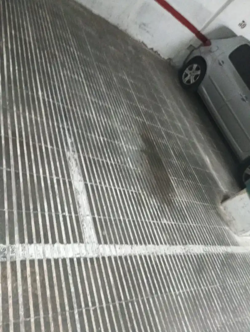 Exterior view of Garage for sale in Santa Coloma de Gramenet  with Alarm