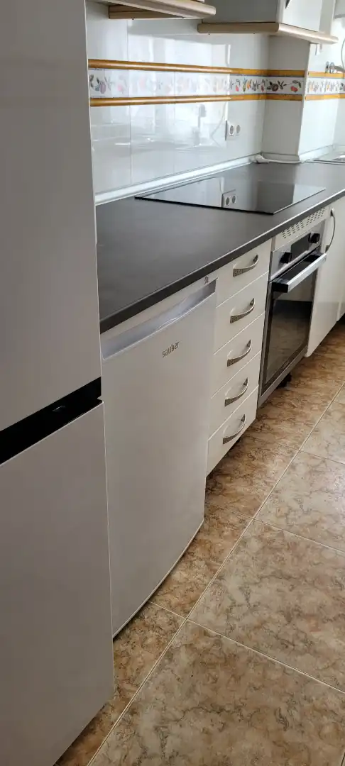 Cocina de Piso de alquiler en Cuenca con Calefacción, Parquet y Amueblado