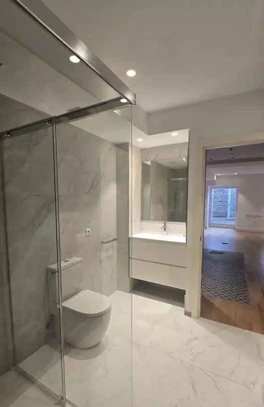 Baño de Local en venta en Donostia - San Sebastián 