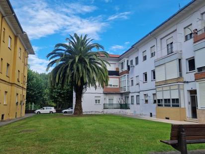 Vista exterior de Pis en venda en Torrelavega 