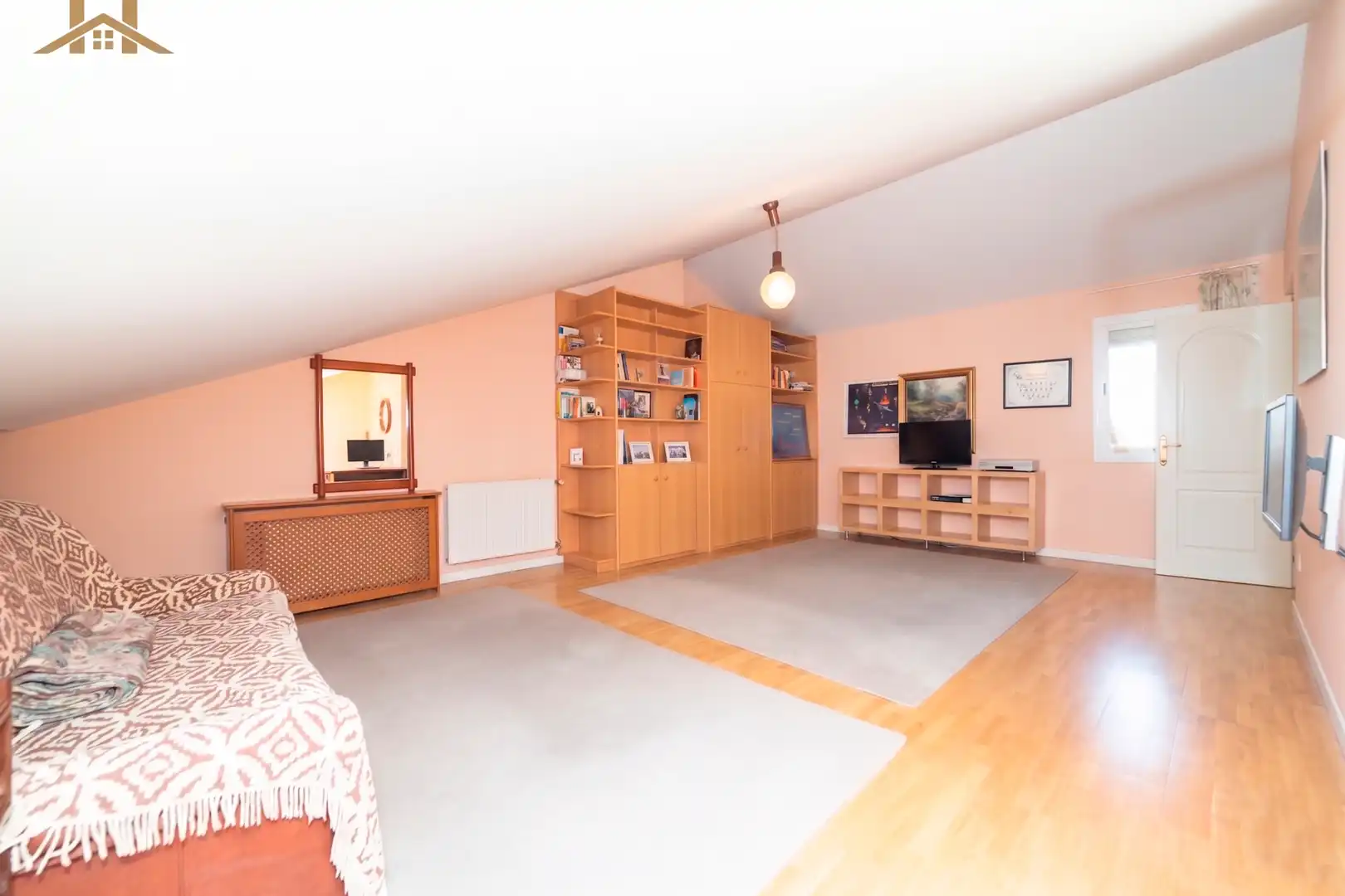 Casa adosada en venta en Madrid con Aire acondicionado, Calefacción y Jardín privado