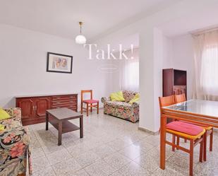 Living room of Flat to rent in  Zaragoza Capital  with Heating, Terrace and Furnished