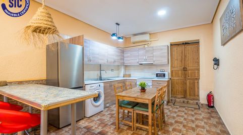 Foto 3 de Planta baja en venta en Calle de la Reina, El Cabanyal - El Canyamelar, Valencia Capital