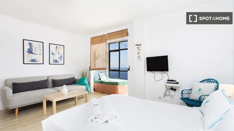 Schlafzimmer von Wohnungen zur untervermieten in San Cristóbal de la Laguna mit Klimaanlage, Terrasse und Möbliert