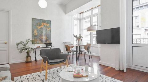 Foto 2 de Apartament de lloguer a Área Romántica, Donostia - San Sebastián