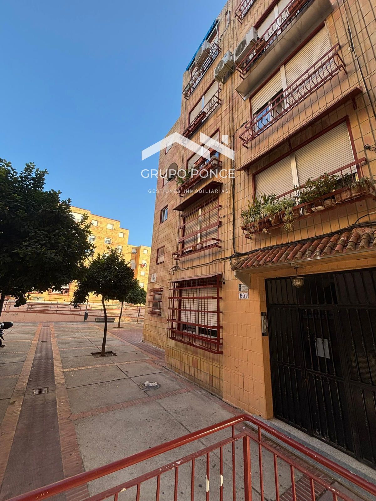 Exterior view of Flat for sale in Jerez de la Frontera  with Air Conditioner and Furnished