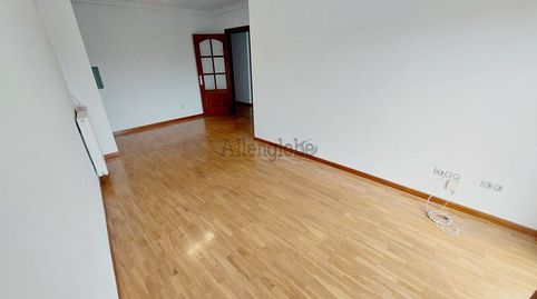 Photo 5 of Flat for rent in Calle Adelantado de la Florida, El Postigo, Oviedo