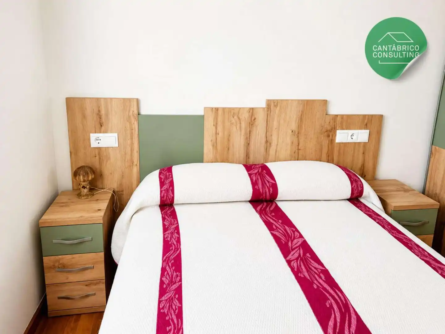 Habitación de Piso en venta en Ribadeo con Calefacción y Amueblado