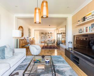 Living room of Apartment for sale in  Madrid Capital  with Air Conditioner, Heating and Storage room