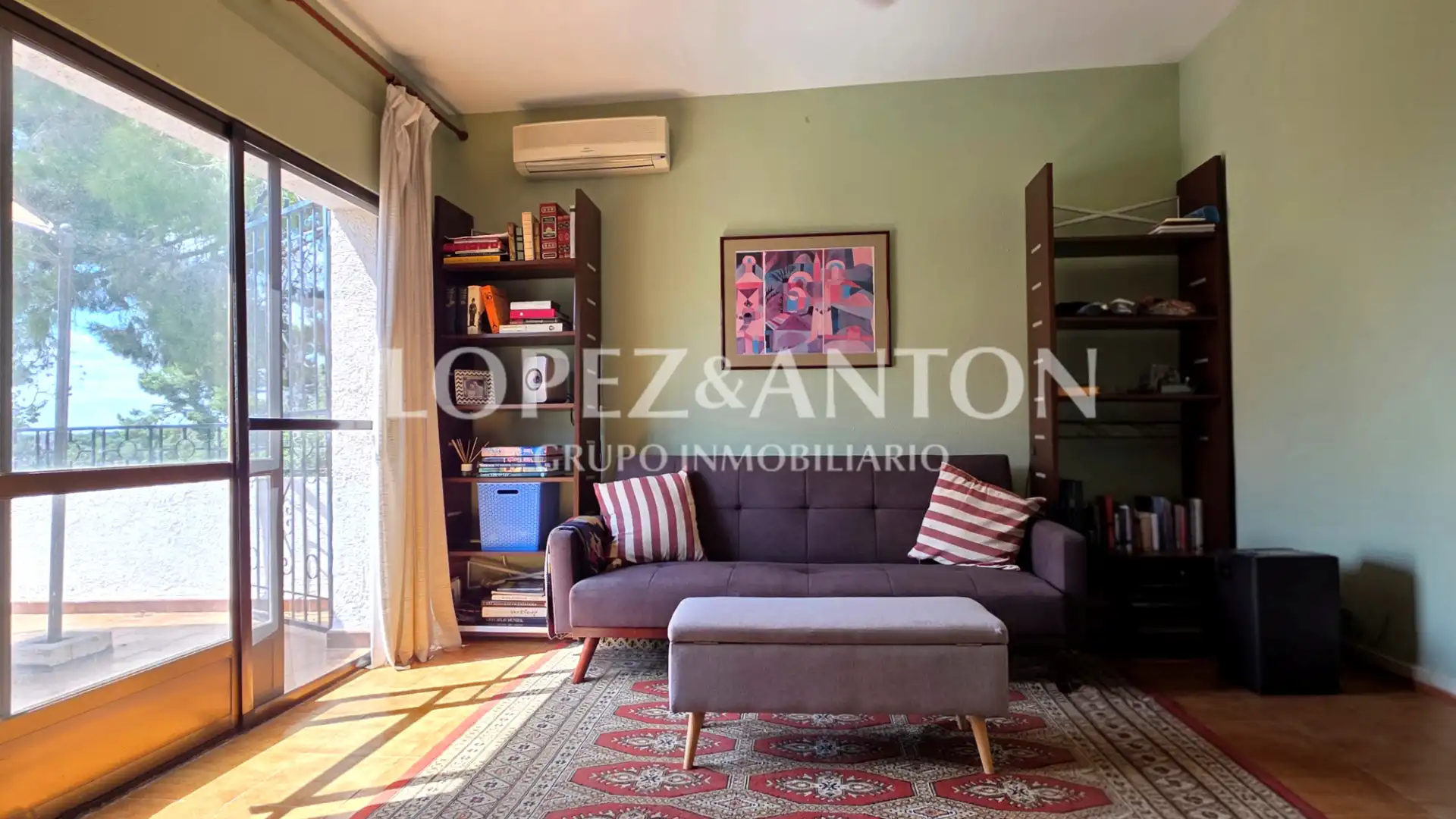 Sala de estar de Casa o chalet en venta en Paterna con Aire acondicionado, Jardín privado y Terraza