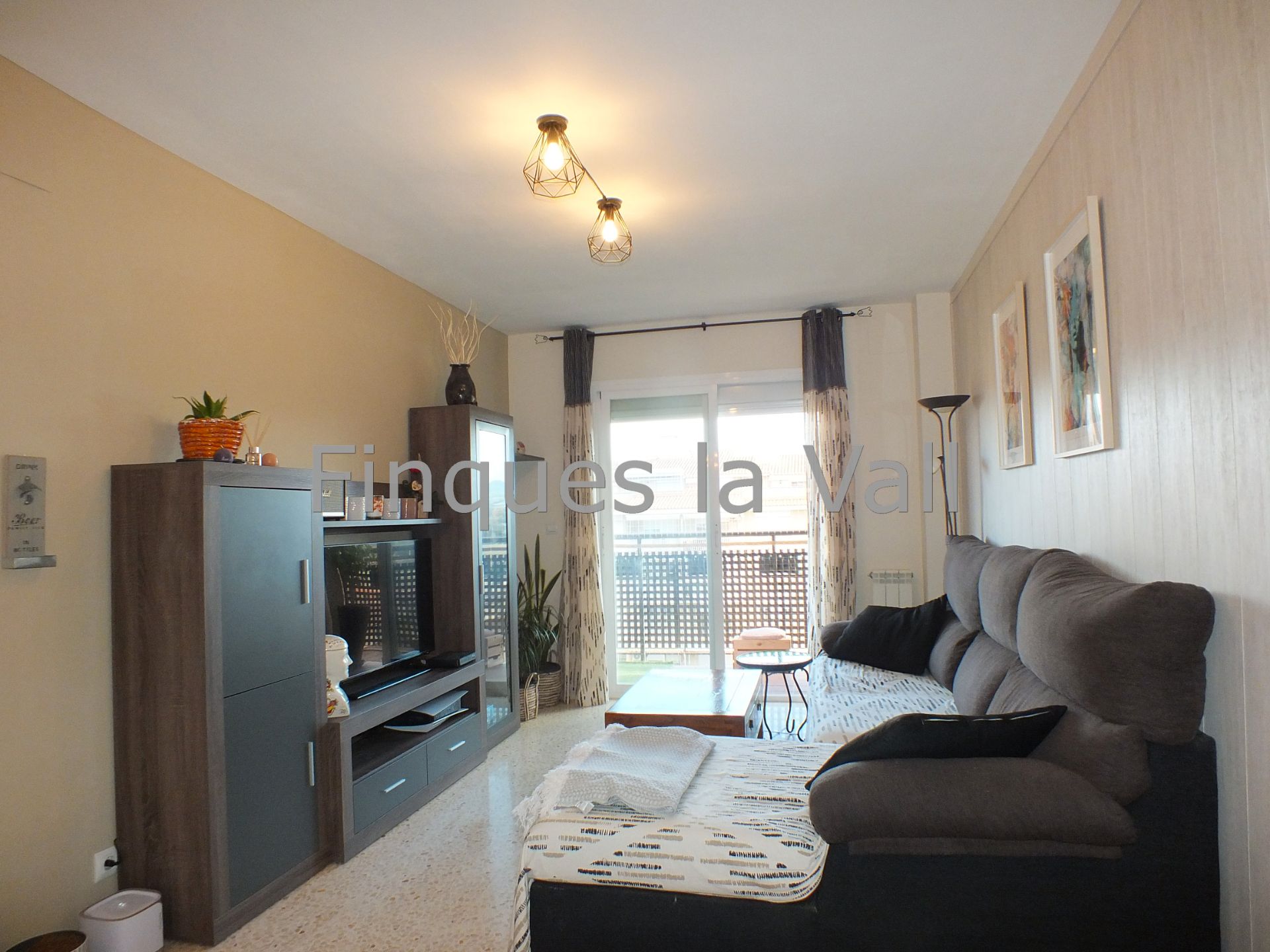 Living room of Flat for sale in Vic  with Heating and Balcony
