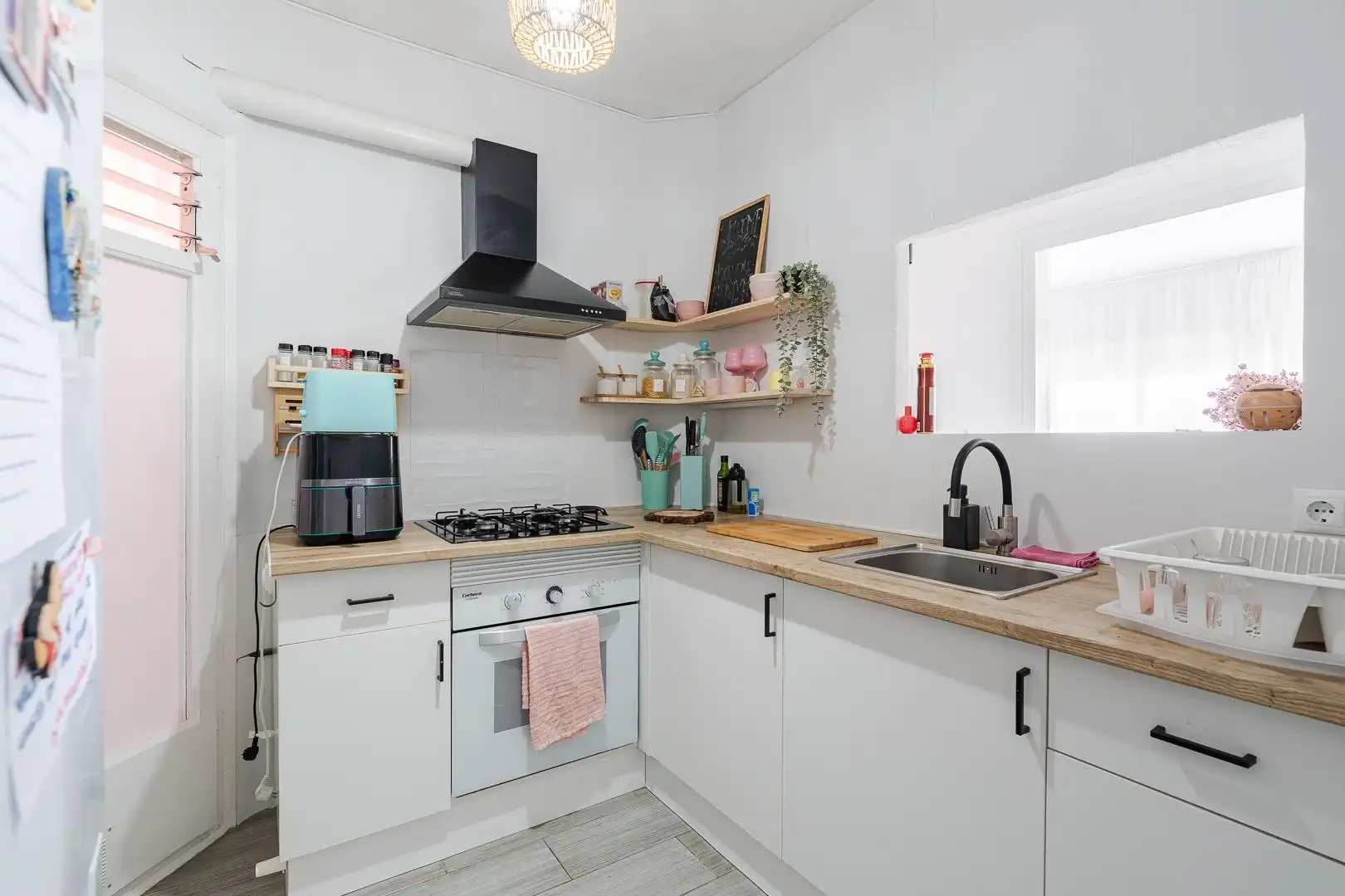 Cocina de Piso en venta en Corbera de Llobregat con Calefacción, Parquet y Balcón