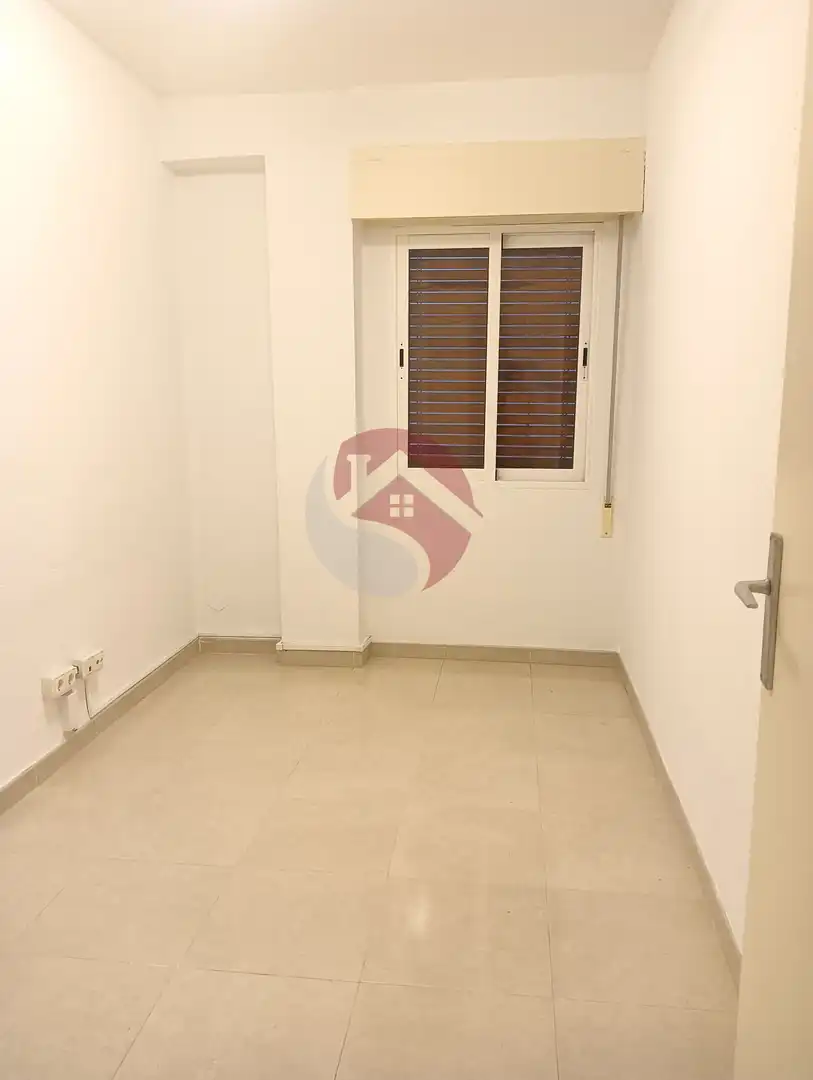 Flat with lift to rent in Alameda de Colón, imagen 9