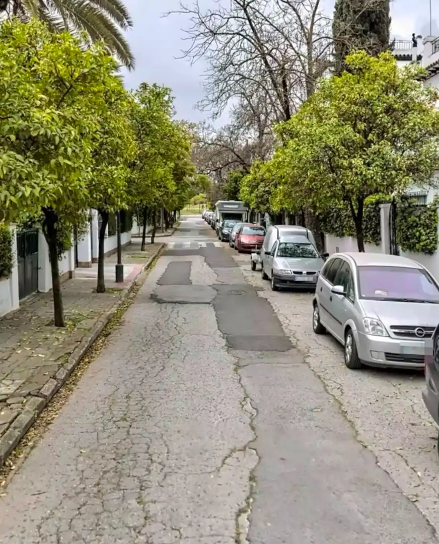 Exterior view of Houses for sale in Sevilla  with Air Conditioner, Private garden and Terrace