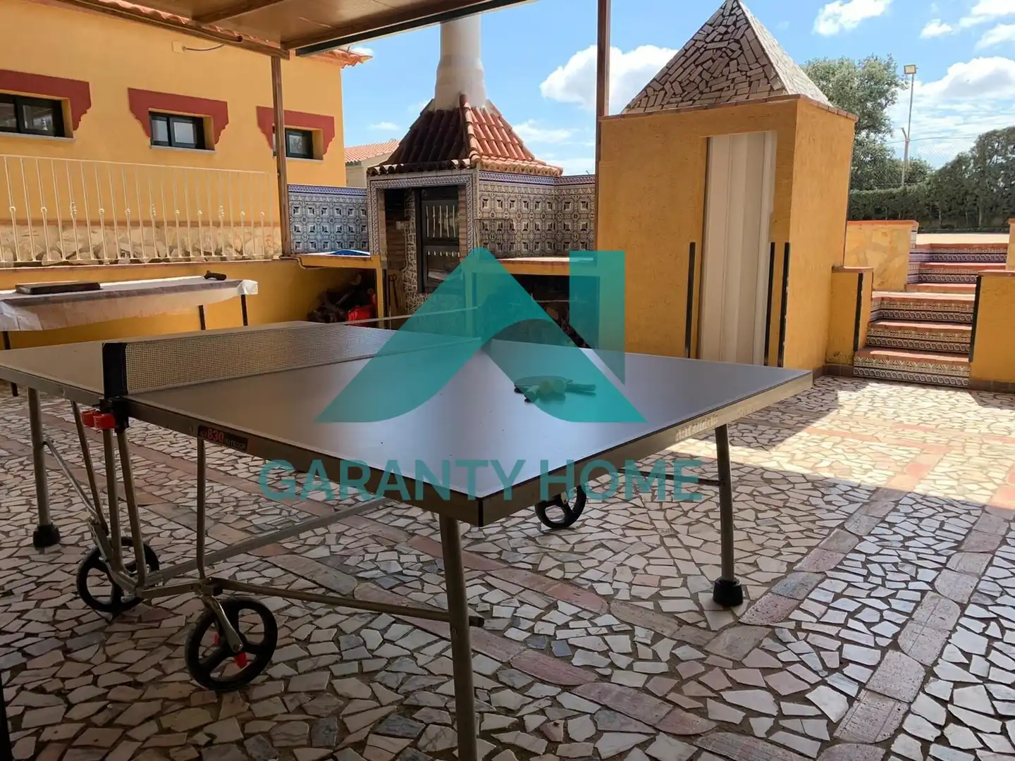 Vista exterior de Casa o xalet en venda en Almoharín amb Aire condicionat, Calefacció i Jardí privat