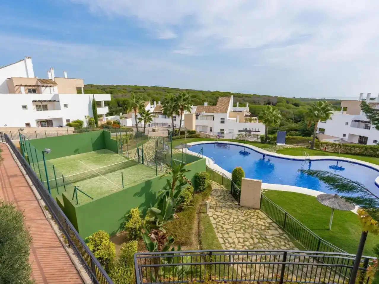 Jardín de Piso en venta en La Alcaidesa con Aire acondicionado, Piscina y Balcón