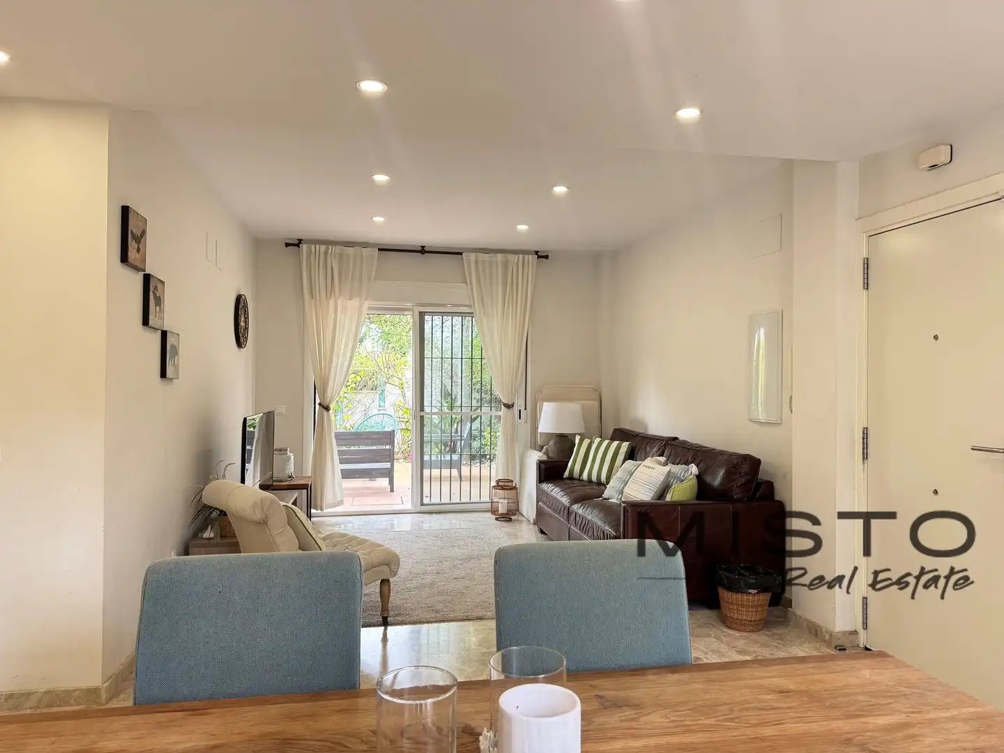 Sala de estar de Piso en venta en Marbella con Aire acondicionado, Terraza y Piscina