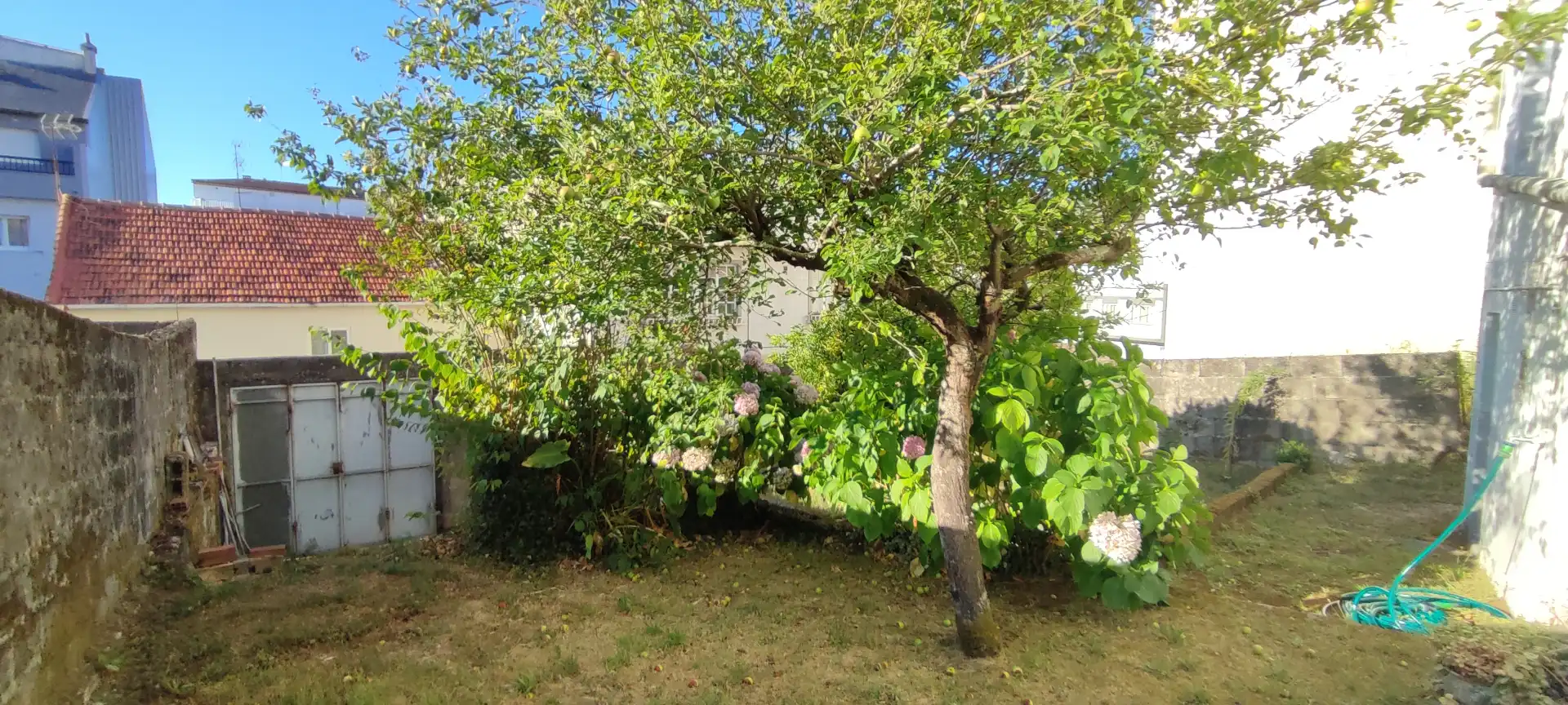 Jardín de Casa adosada en venta en Ribeira con Jardín privado