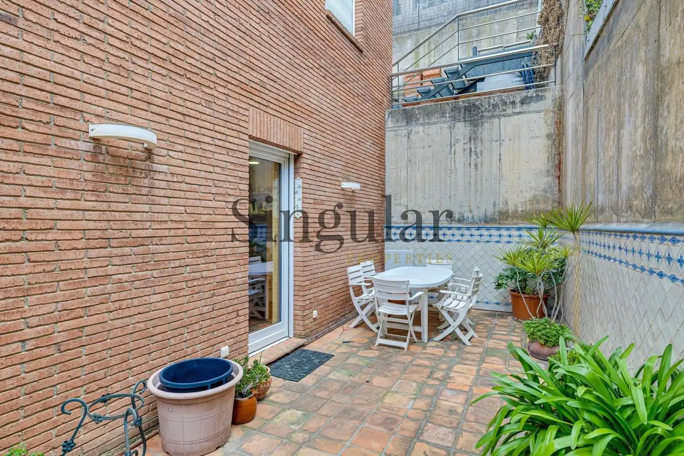 Terrassa de Casa o xalet en venda en Esplugues de Llobregat amb Calefacció, Piscina i Jacuzzi