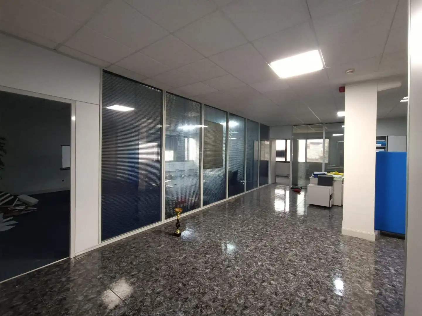 Oficina amb ascensor de lloguer a Bagatza - San Vicente, imagen 12