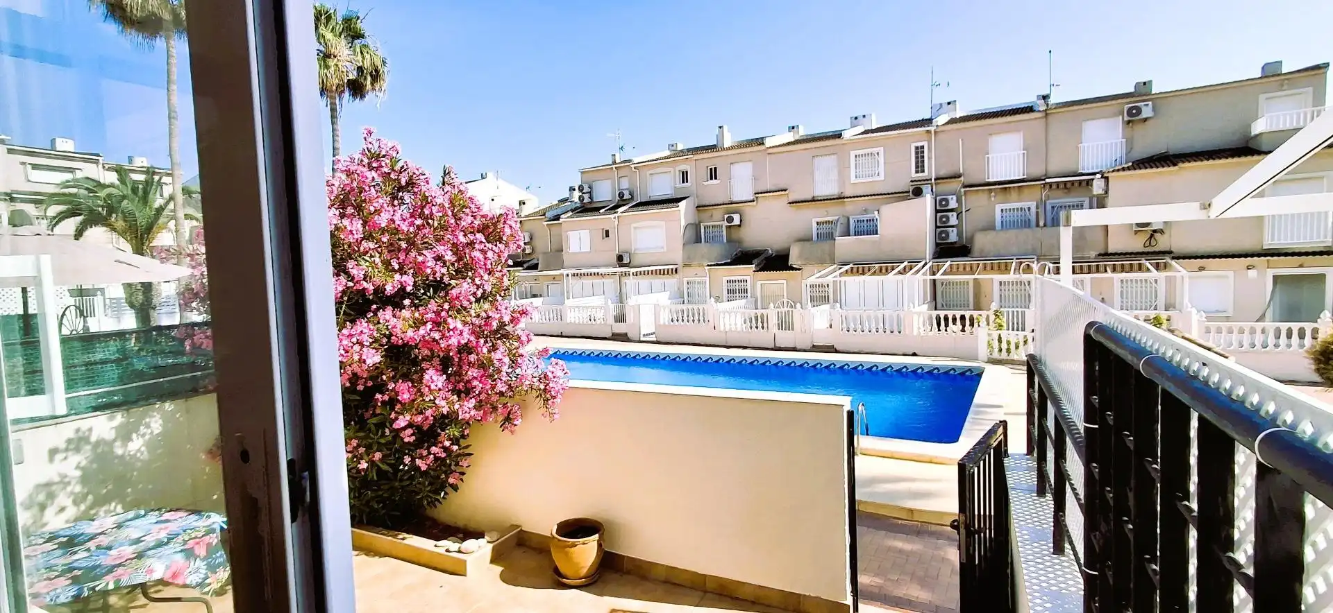 Schwimmbecken von Erdgeschoss zur Miete in Orihuela mit Klimaanlage, Privatgarten und Terrasse