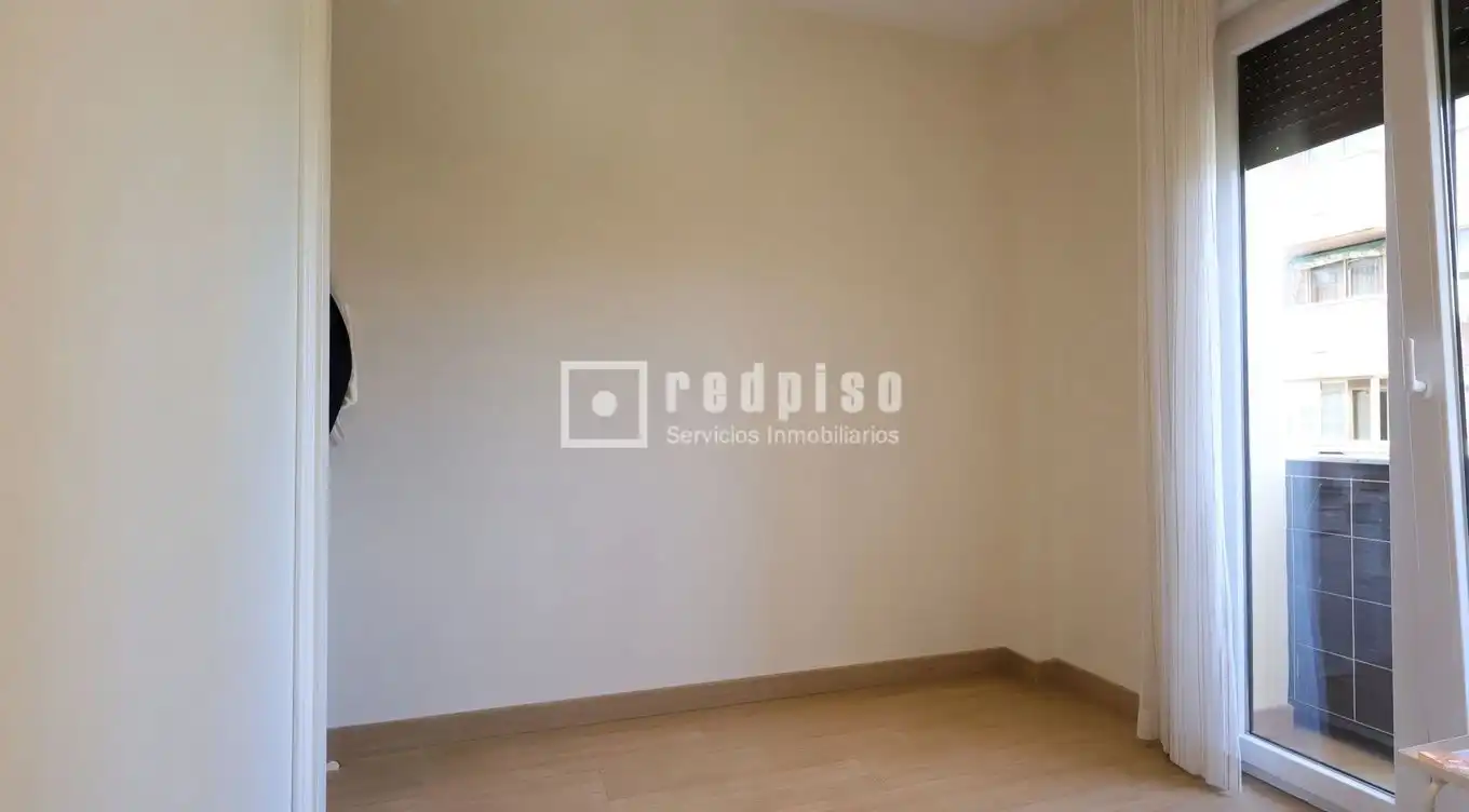 Habitación de Piso de alquiler en Madrid con Aire acondicionado y Calefacción