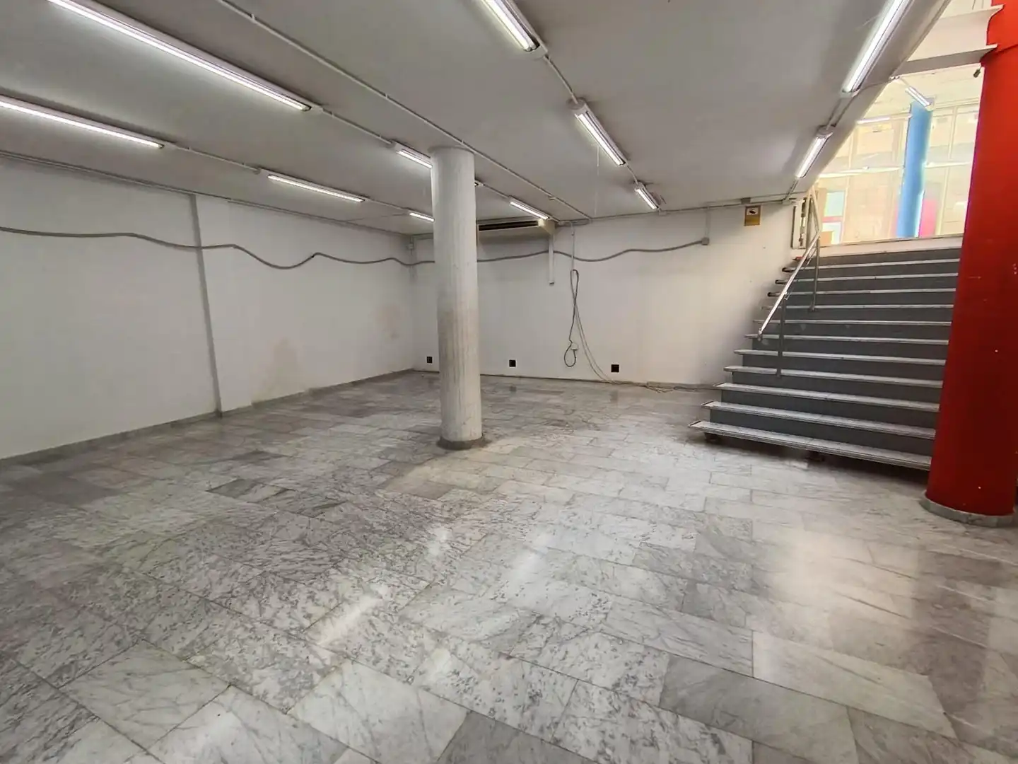 Local comercial de lloguer a Centre - Sant Oleguer, imagen 18