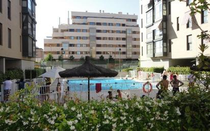 Swimming pool of Flat for sale in  Madrid Capital  with Heating, Storage room and Community pool