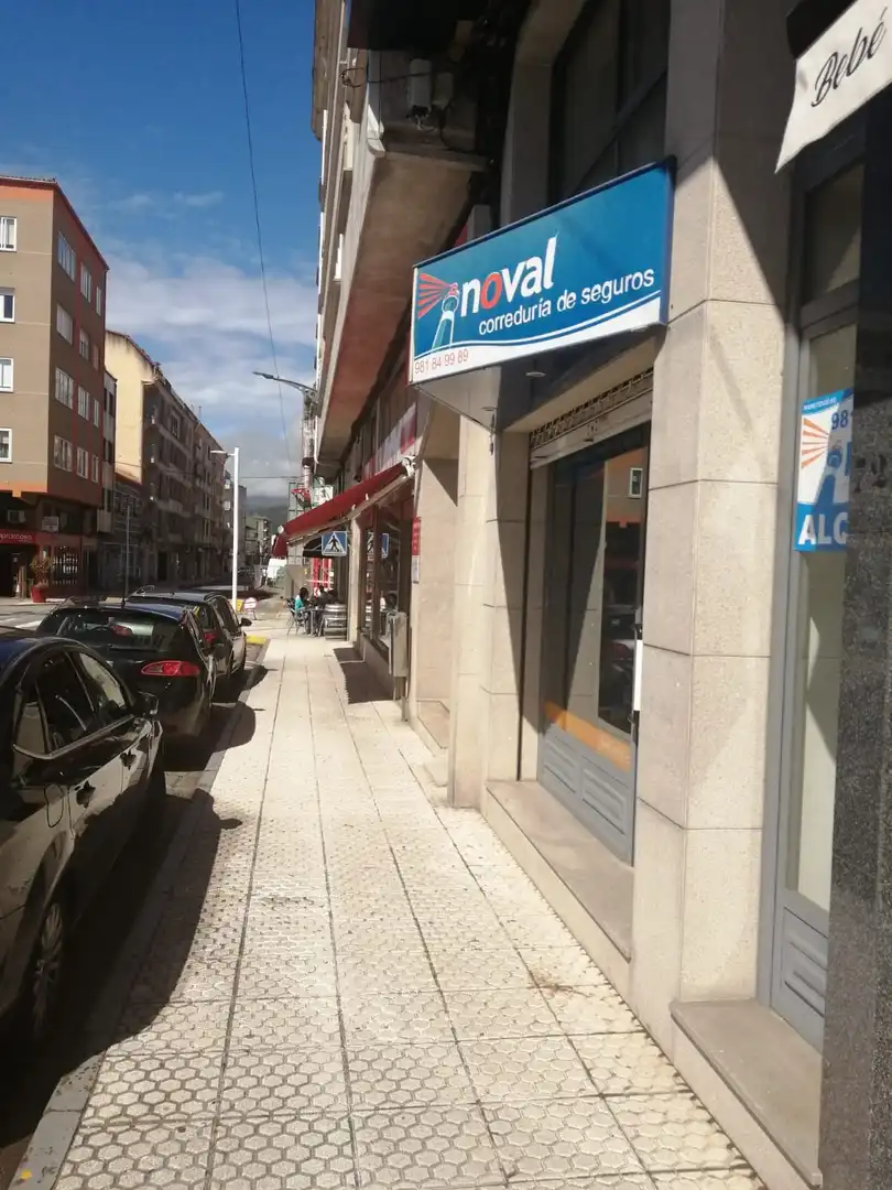 Business premises to rent in Boiro, imagen 4
