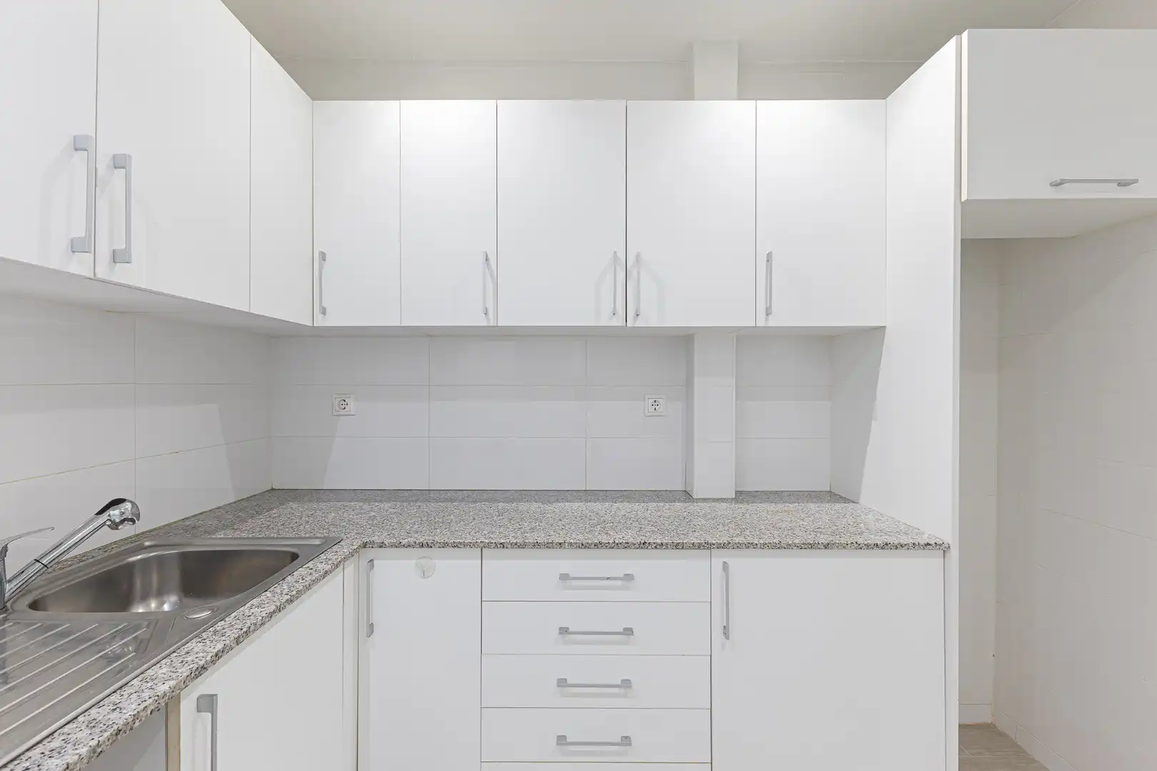 Cocina de Piso en venta en Barcelona con Aire acondicionado, Calefacción y Terraza