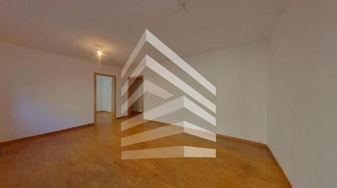 Foto 5 de Pis en venda a Carrer del Cadí, El Turó de la Peira, Barcelona Capital