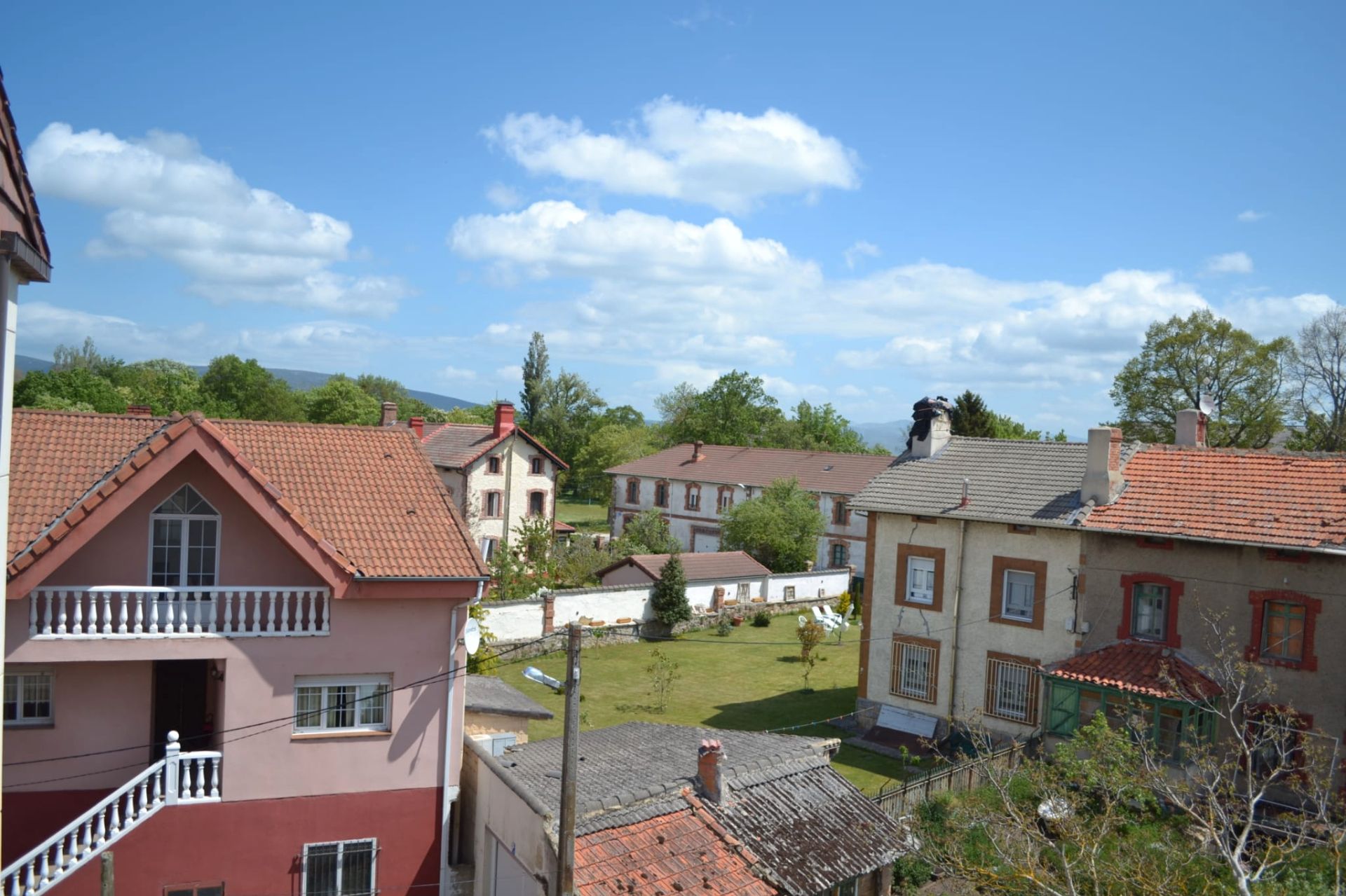 Exterior view of Flat for sale in Arija  with Heating, Terrace and Furnished