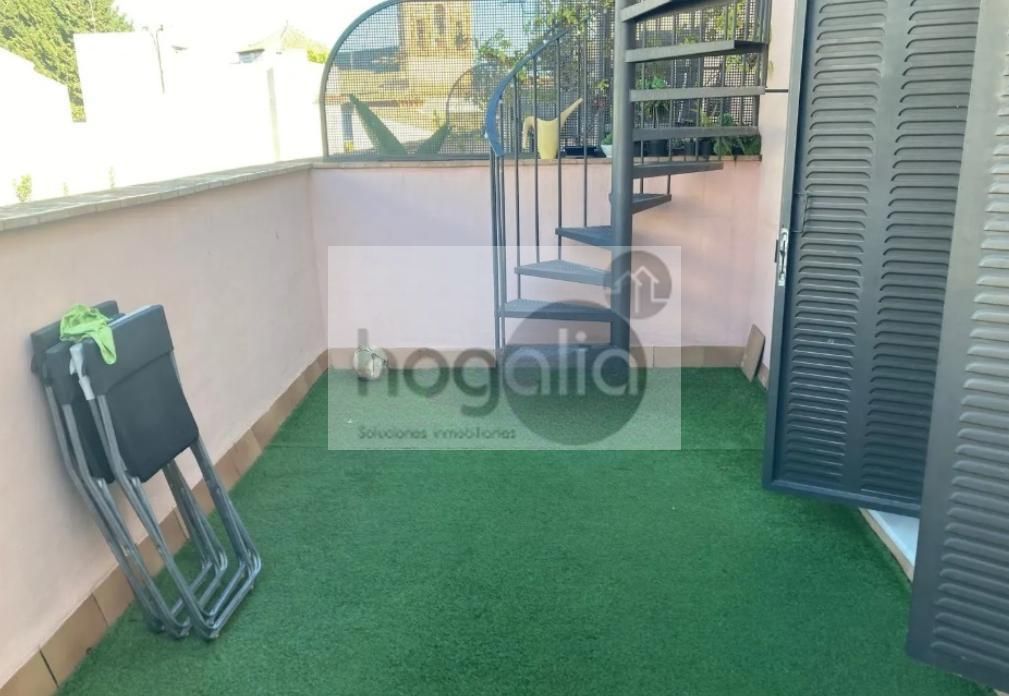 Terrassa de Dúplex de lloguer en  Sevilla Capital amb Aire condicionat