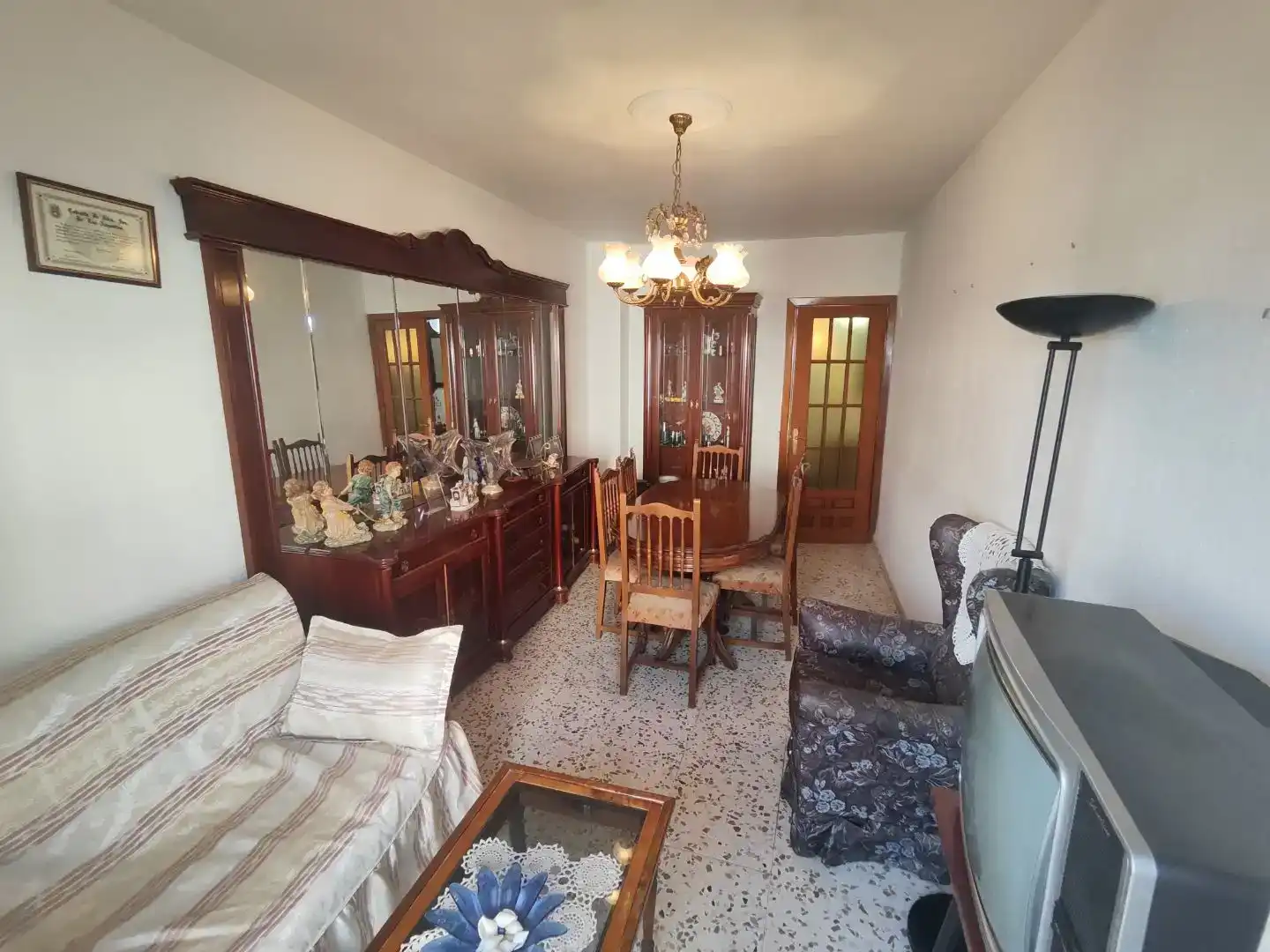 Wohnzimmer von Wohnung zum Verkauf in Ronda mit Klimaanlage und Balkon
