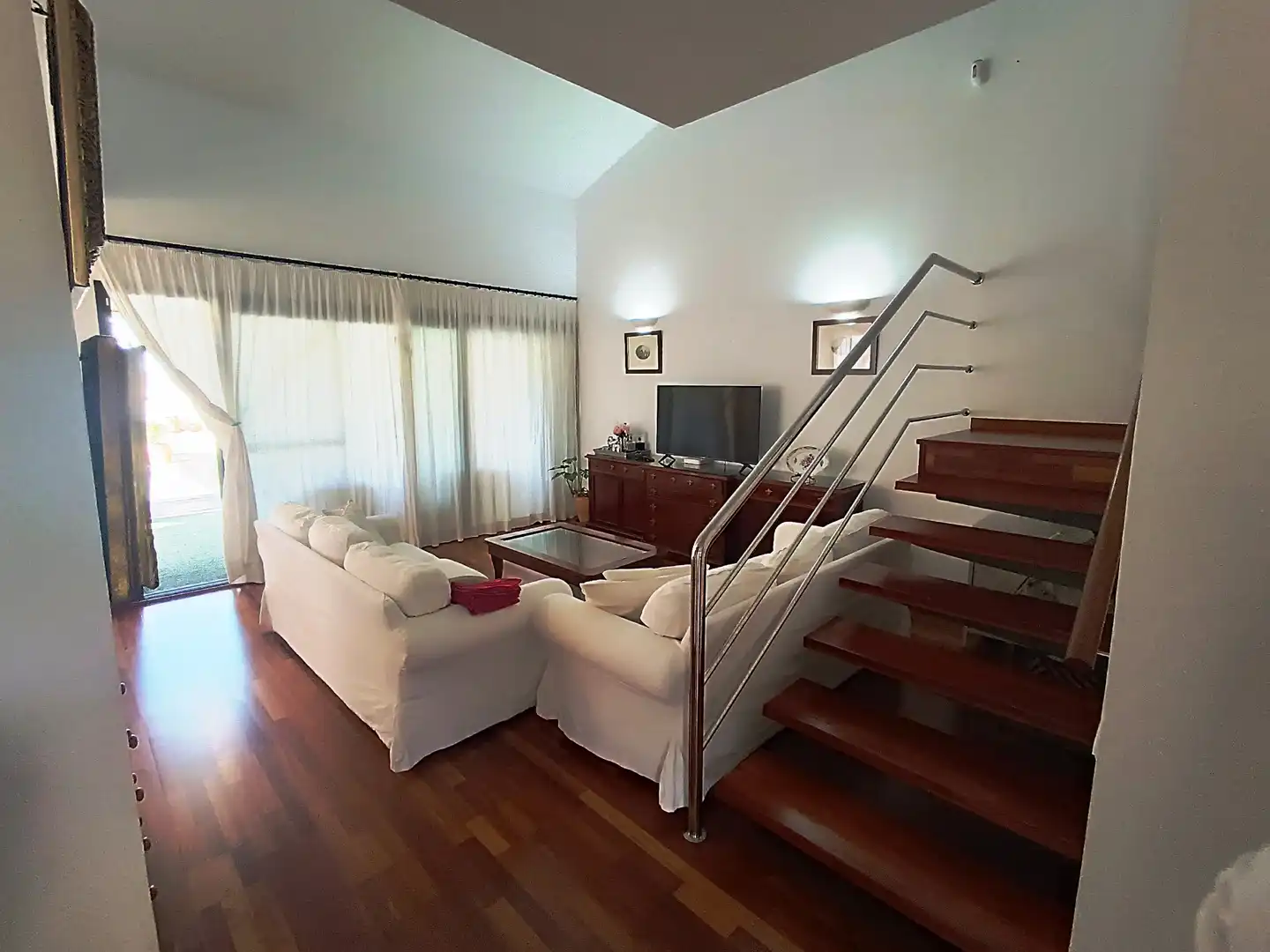 Sala de estar de Casa adosada en venta en Puerto Real con Aire acondicionado, Jardín privado y Parquet